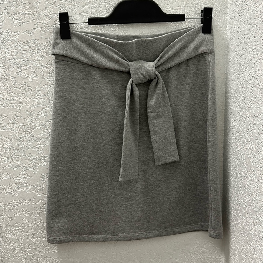 Loft skirt. Comfy & stretchy.